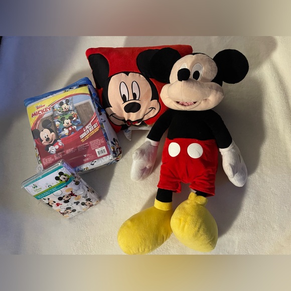 Disney Other - ❤️💛🖤 Mickey Mouse Lot